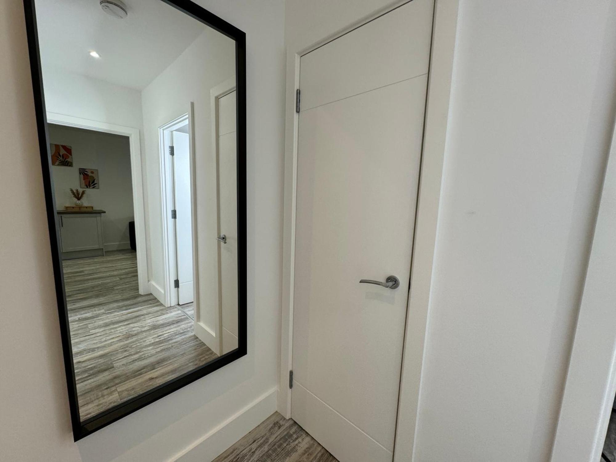 Modern One-Bedroom Apartment Swindon Eksteriør billede